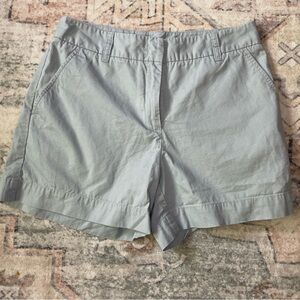 Garnet Hill Women's Light Gray Shorts size 6 pockets belt loops